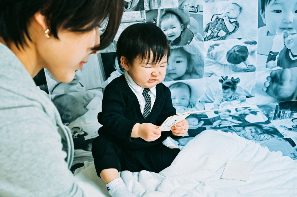 WAHAHA谷口写真事務所の鳥取でロケーション撮影する際に、家族の写真(お宮参り、七五三、マタニティ、バースディ、家族写真）をご案内するロケーション家族写真のジャンルの中の、神社などのお宮参り出張撮影をご案内してます