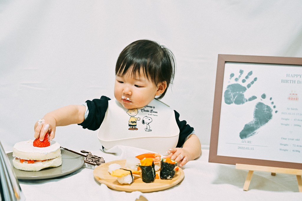 WAHAHA谷口写真事務所の鳥取でロケーション撮影する際に、家族の写真(お宮参り、七五三、マタニティ、バースディ、家族写真）をご案内するロケーション家族写真のジャンルの中の、神社などのお宮参り出張撮影をご案内してます